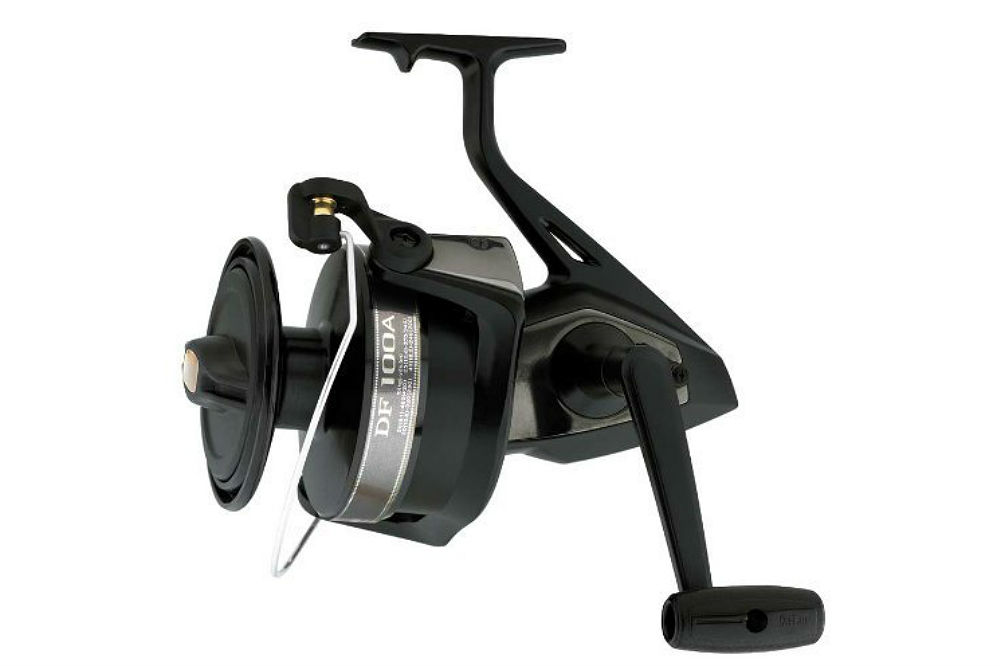 Daiwa DF100A Giant Spinning Fishing Reel Review